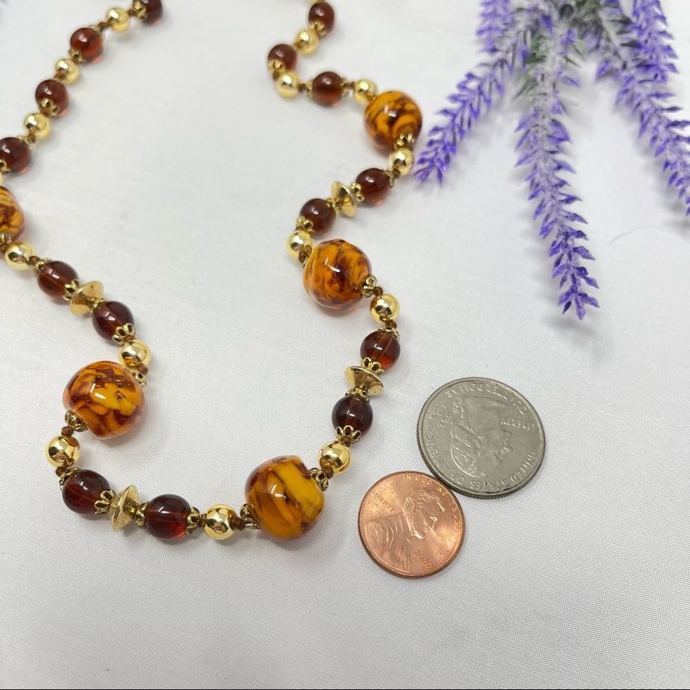 Vintage Art Glass Amber & Gold Beaded Barrel Closure Necklace - Picture 4 of 4